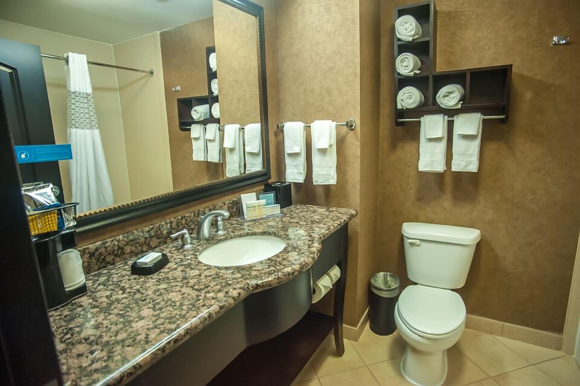 Hampton Inn & Suites Palestine Exteriör bild