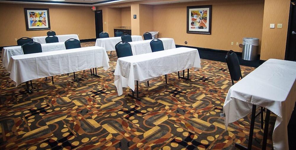 Hampton Inn & Suites Palestine Exteriör bild