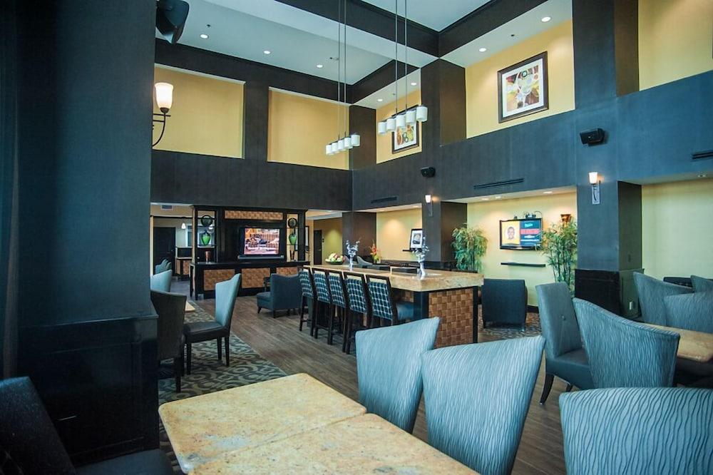 Hampton Inn & Suites Palestine Exteriör bild