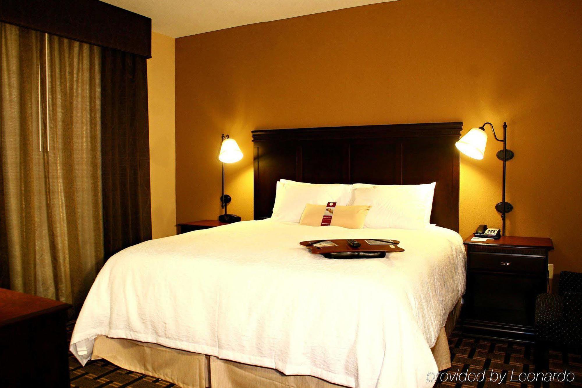 Hampton Inn & Suites Palestine Rum bild