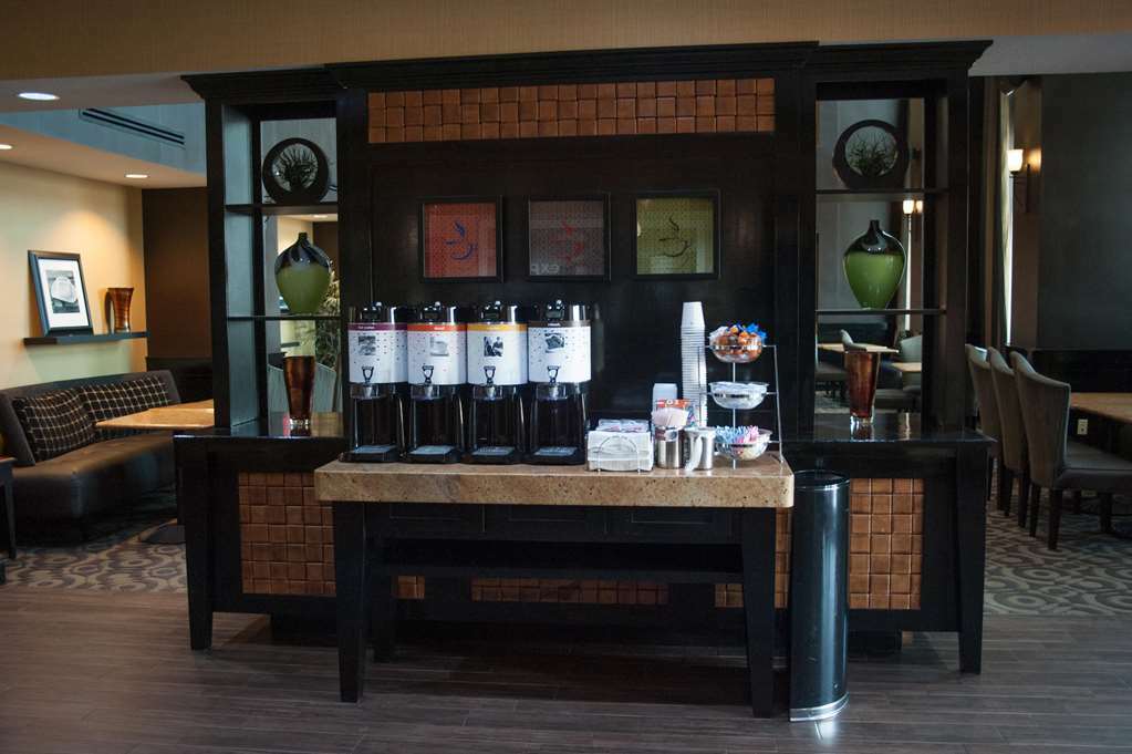 Hampton Inn & Suites Palestine Restaurang bild